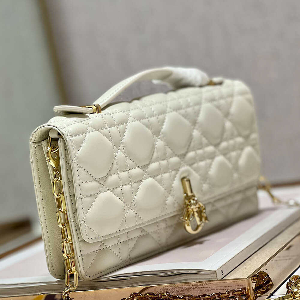 MISS DIOR MINI BAG - Top Club