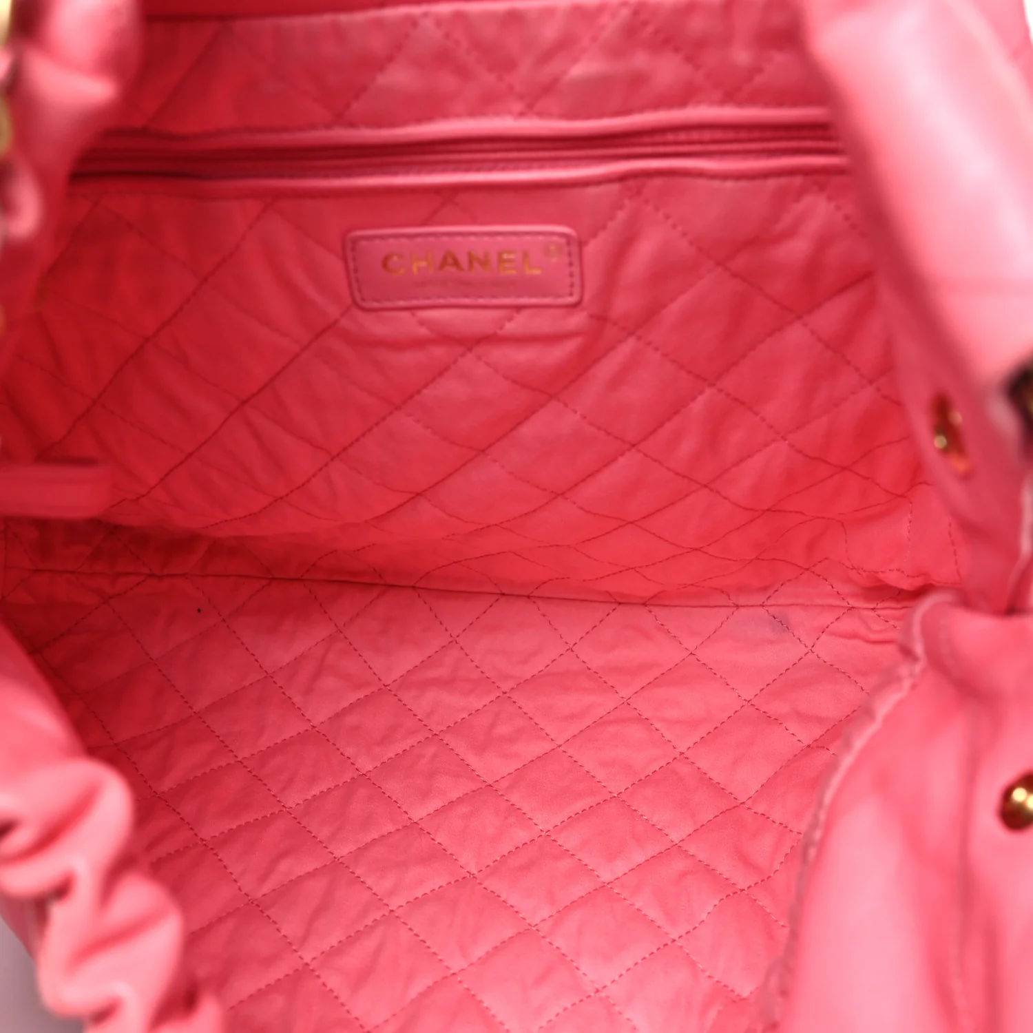 Shiny Calfskin Quilted Chanel 22 Drawstring Bag Coral Pink - Top Club