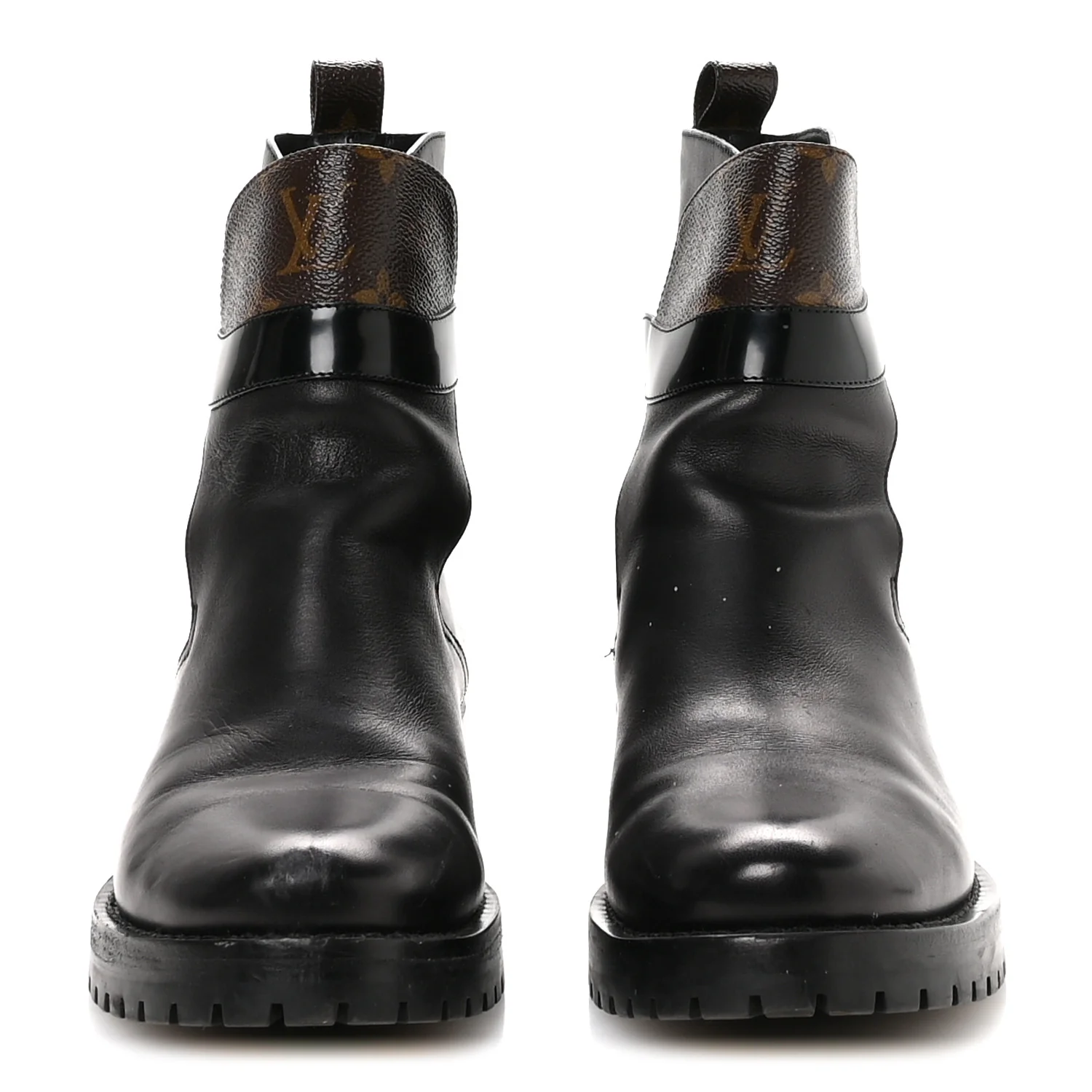 Calfskin Monogram Discovery Flat Ankle Boots 38 Black - Top Club