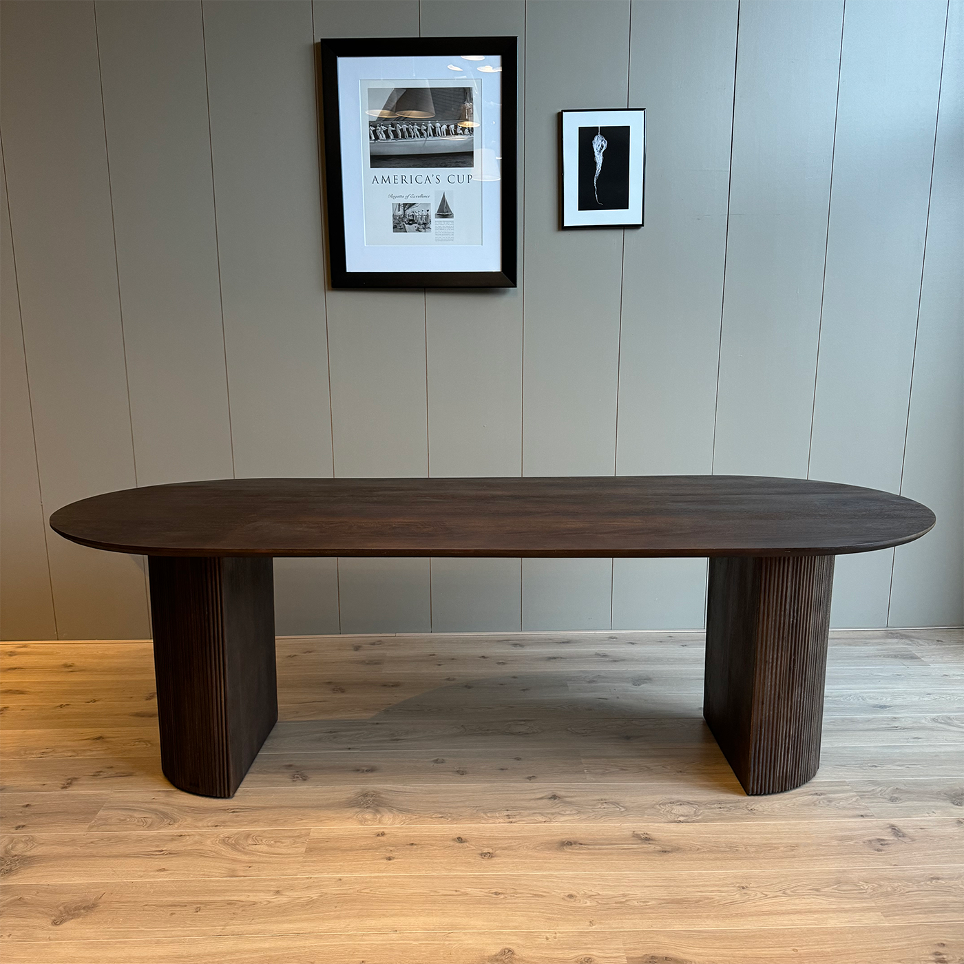 Old Inn wonen eetkamertafel Luca bruin ovaal- 200cm