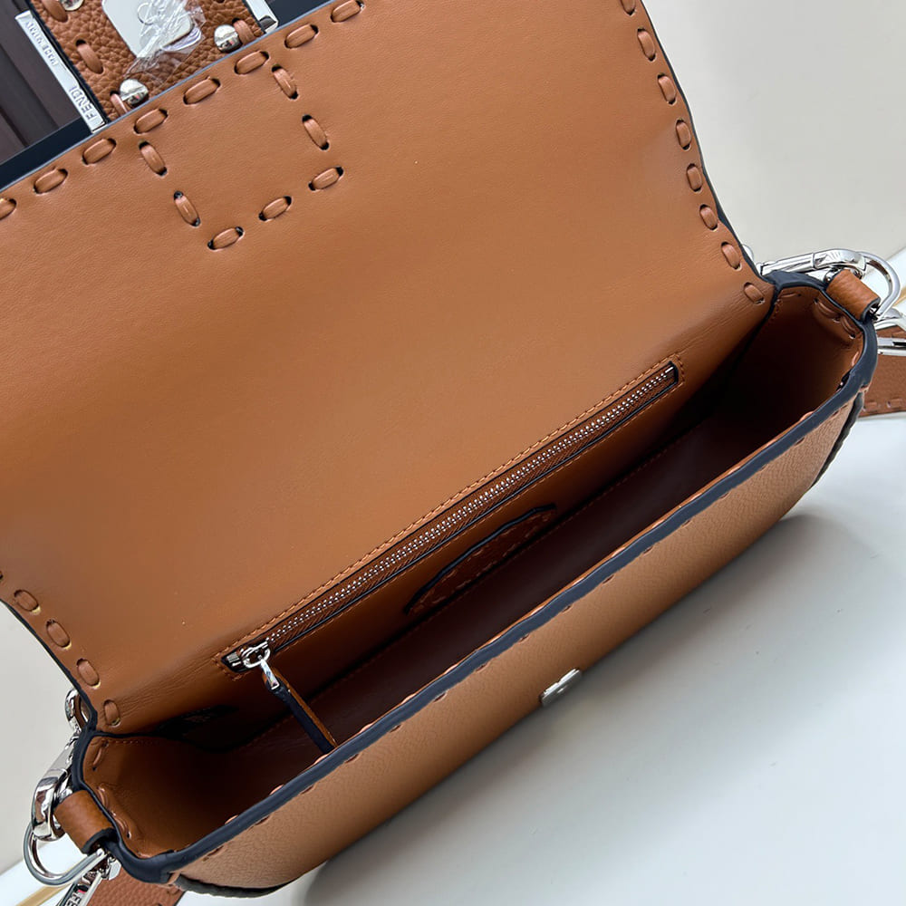 Fendi Baguette - Top Club