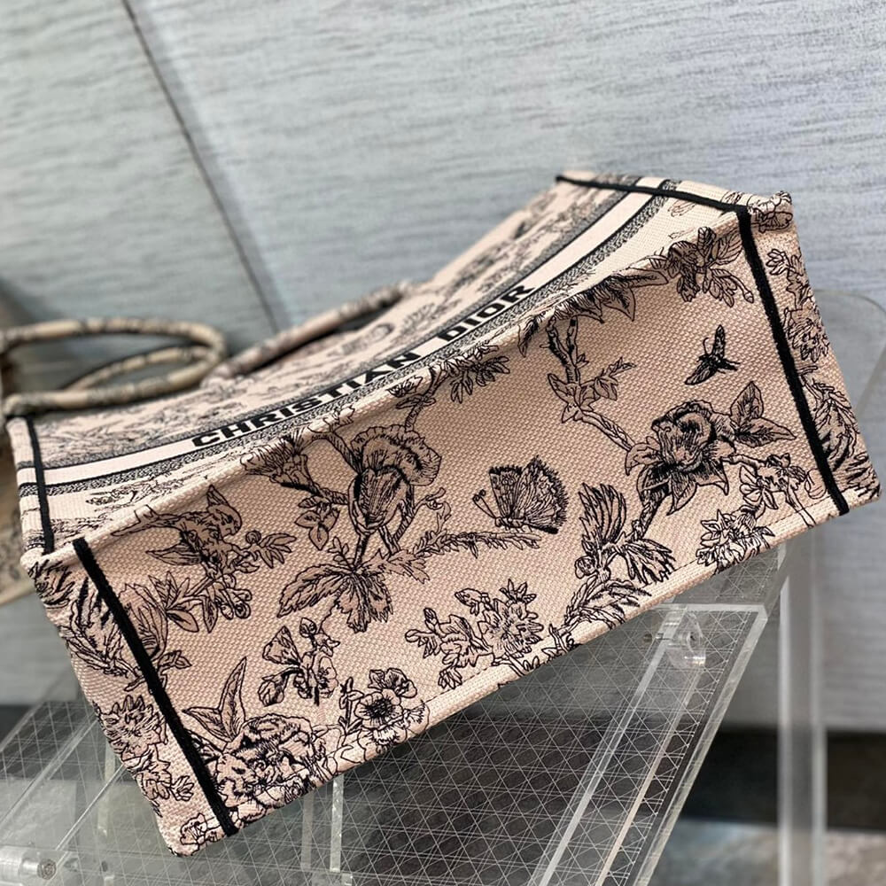 LARGE DIOR BOOK TOTE - Top Club