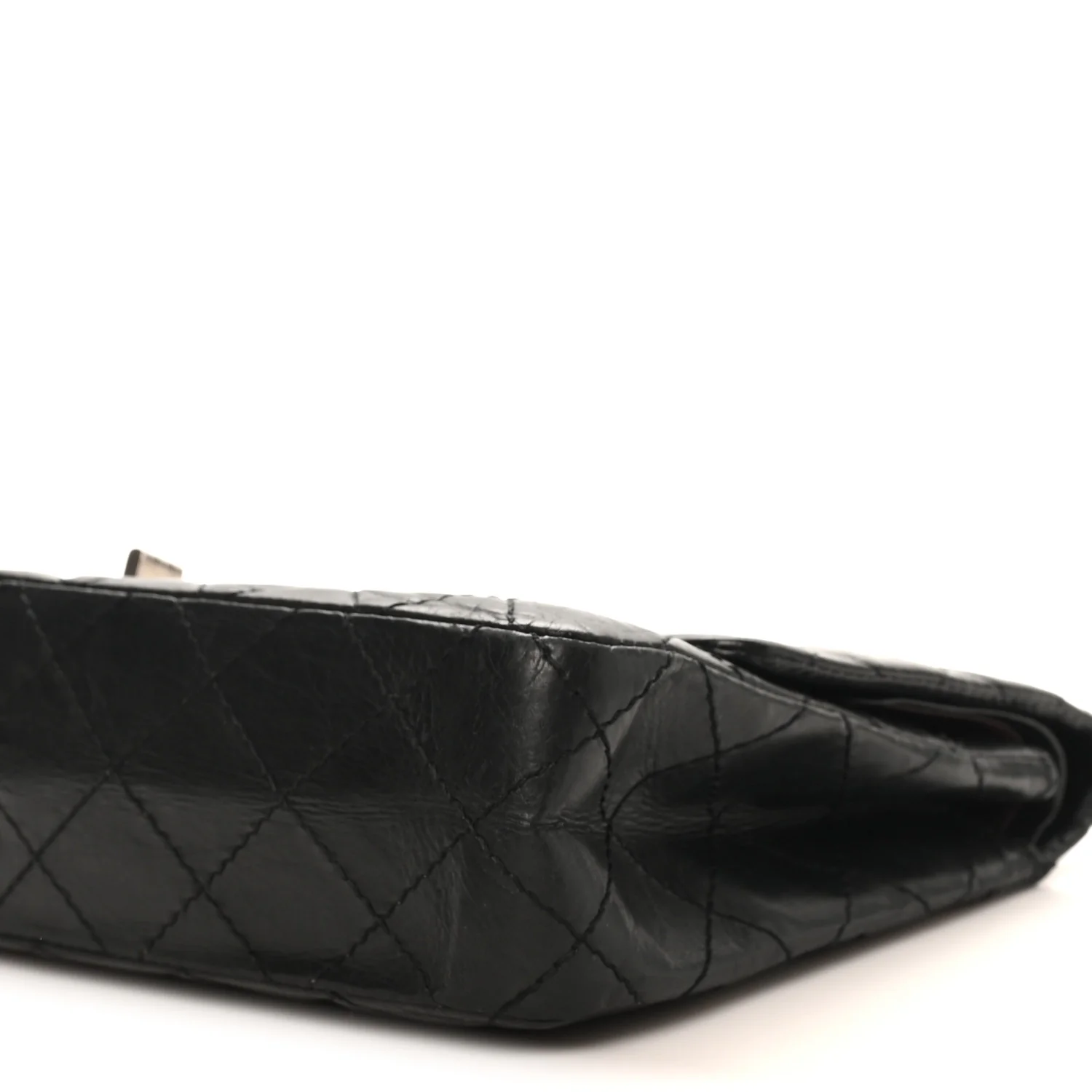 Aged Calfskin Quilted 2.55 Reissue 226 Flap Black - Top Club