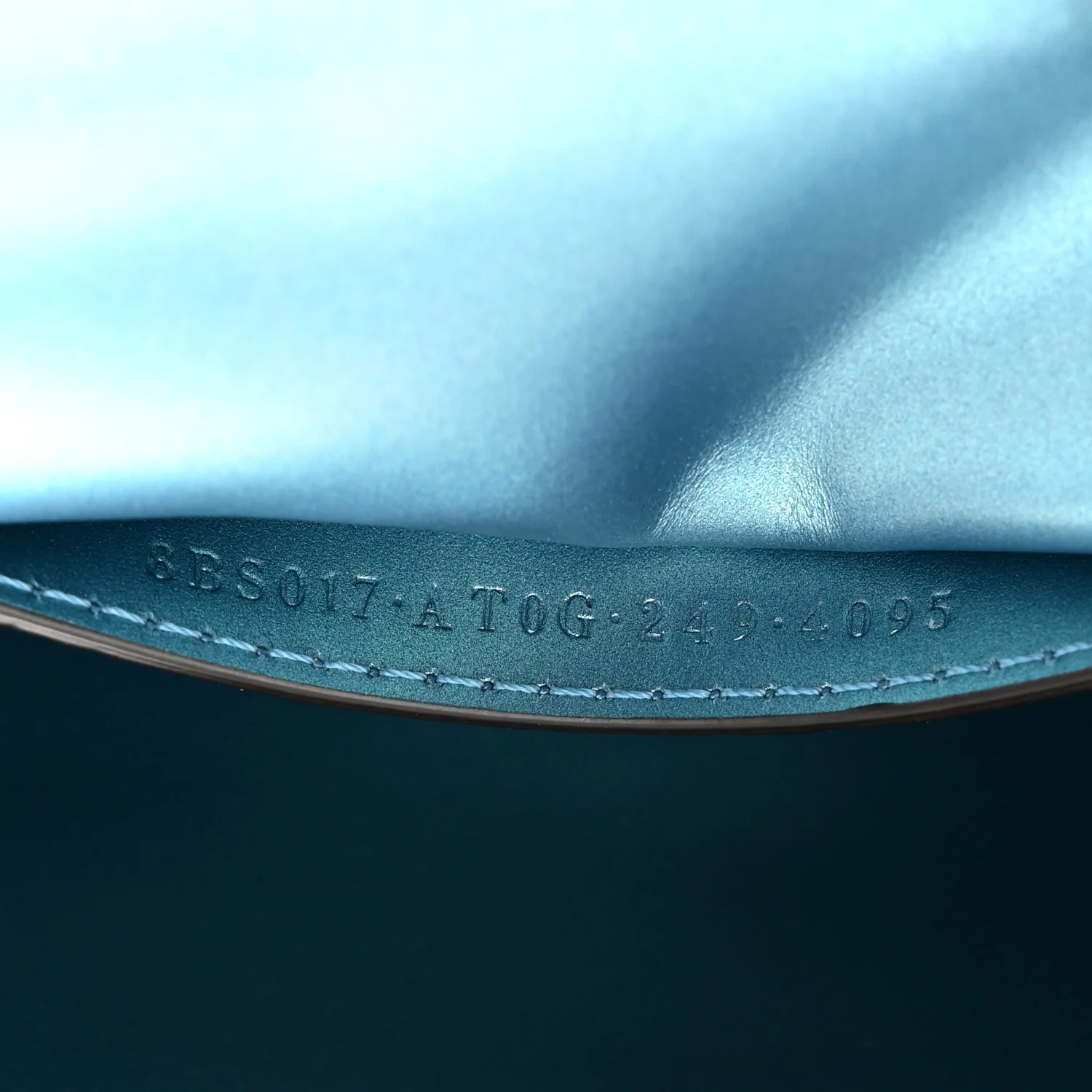 Metallic Cuoio Roma Sellerissima Nappa Sintetica Tape Stitch Mini Baguette Placca Argento - Top Club