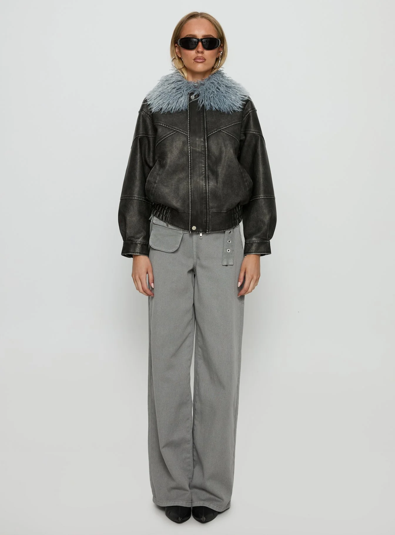 Brittanni Fluffy Collar Jacket Black / Blue