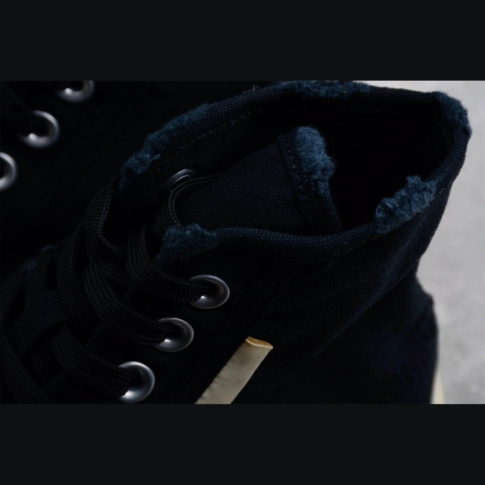 BALENCIAGA PARIS HIGH VULC DESTR x BLACK - Sneaker Replica Workshop