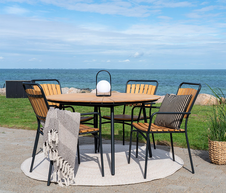 Tuintafel Matteo Bruin 130cm