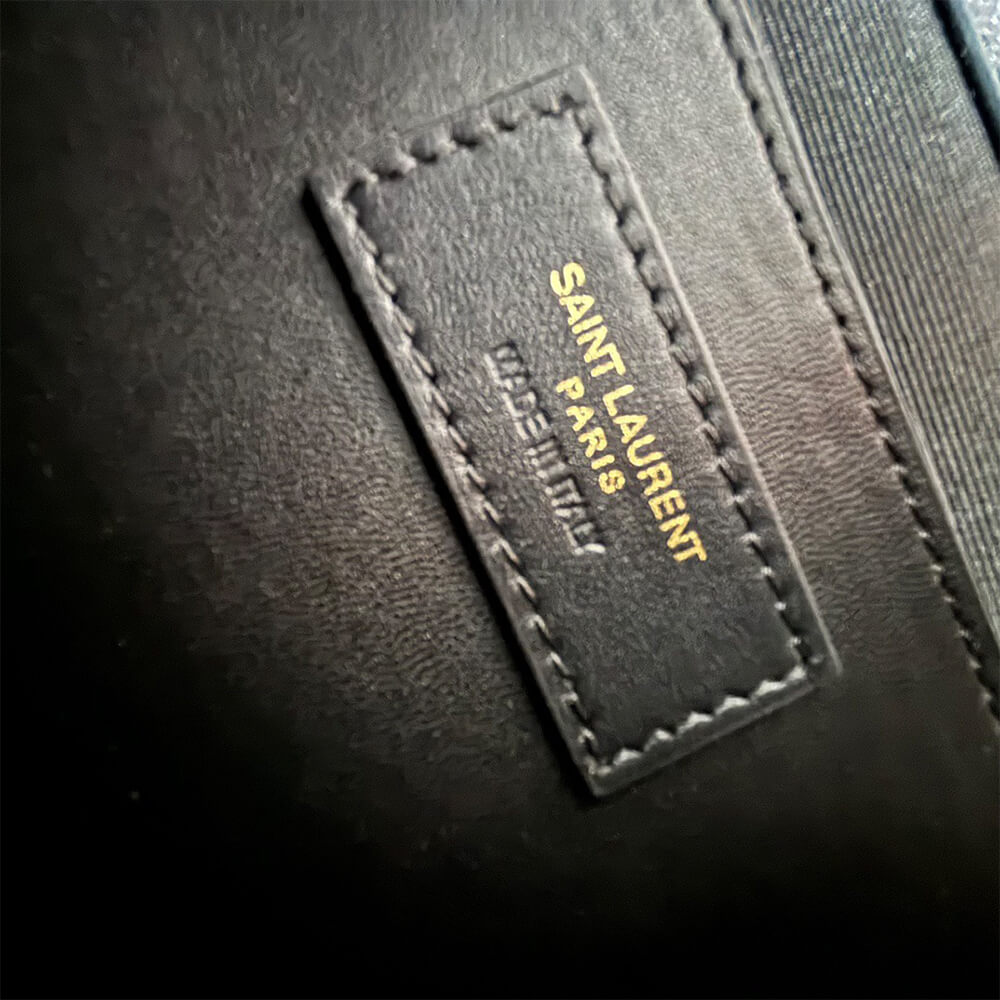YSL envelope medium in grained leather - Top Club