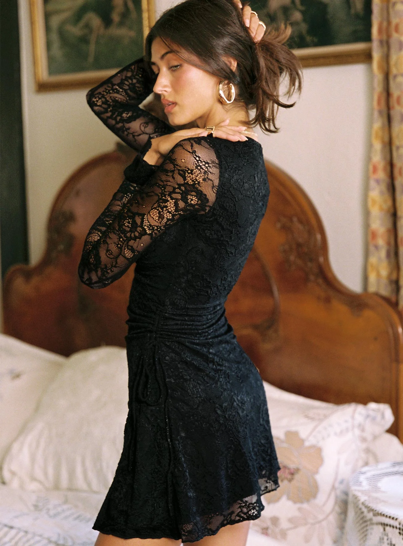 Airabella Long Sleeve Lace Mini Dress Black