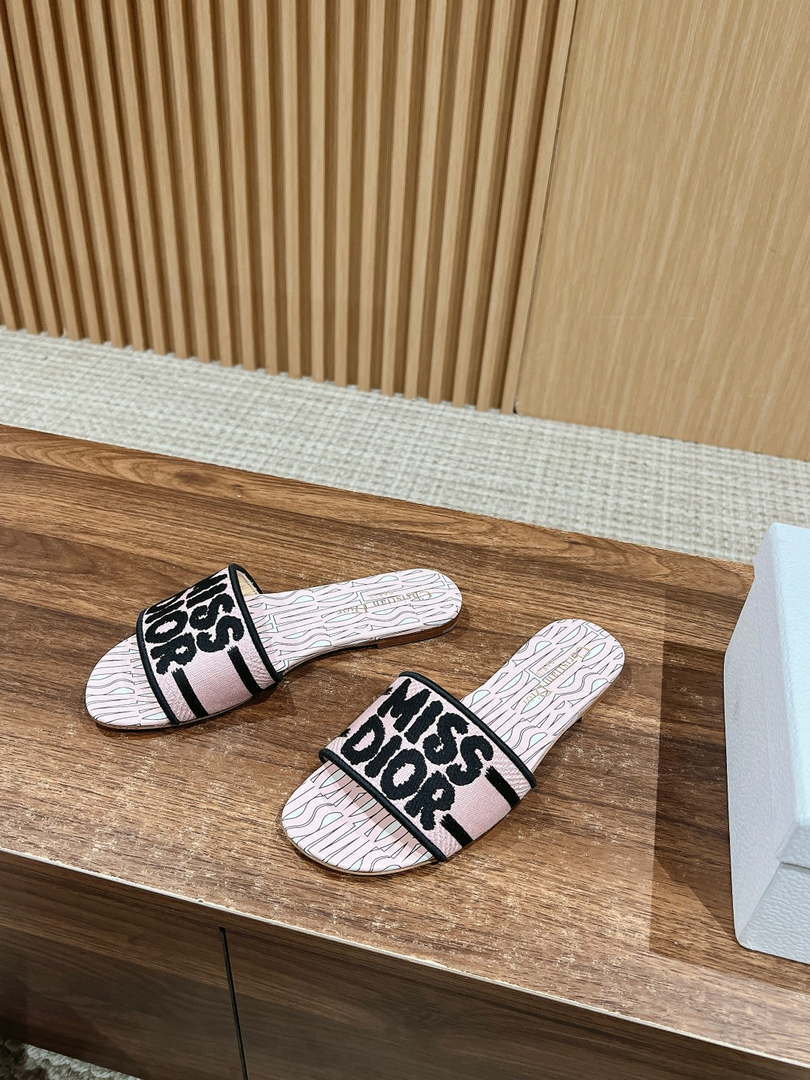 Dior KCO109EZO Dway Slide Embroidered Cotton Miss Dior Allover Motif Shoes D82990 - Sneaker Replica Workshop