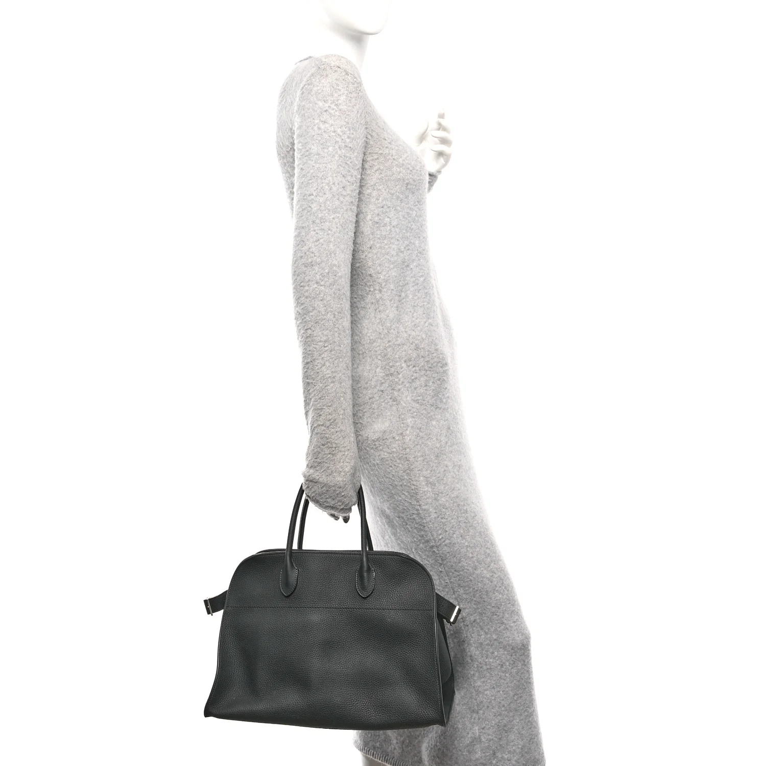 Matte Grained Calfskin Soft Margaux 15 Black