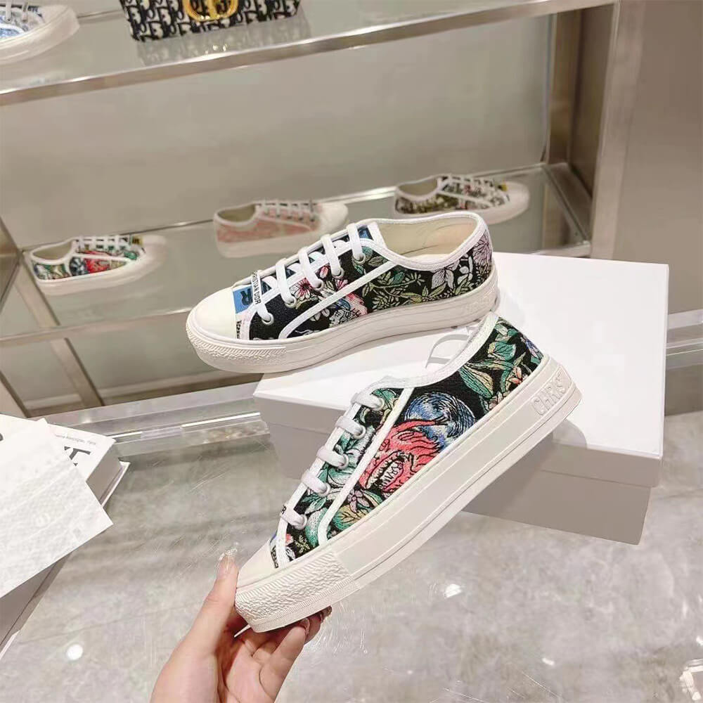 WALK N DIOR SNEAKER - Top Club