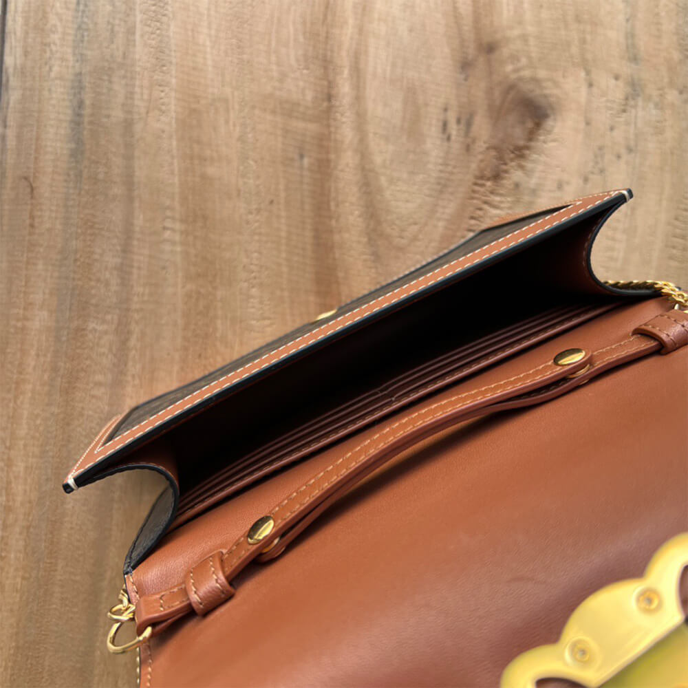 CELINE WALLET ON CHAIN MARGO in TRIOMPHE CANVAS and calfskin(High-end Grade) - Top Club