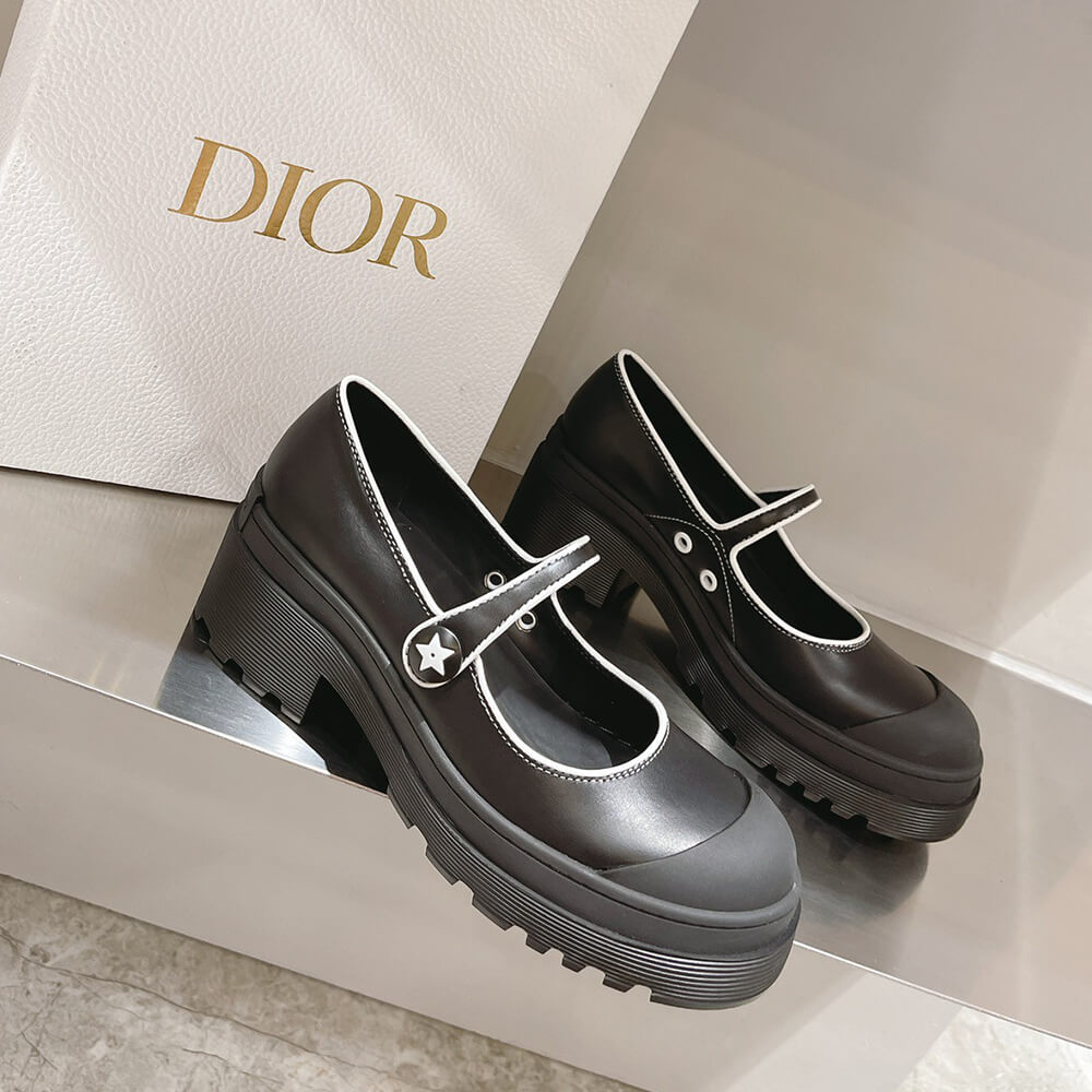 D-DOLL 2.0 PUMP - Top Club