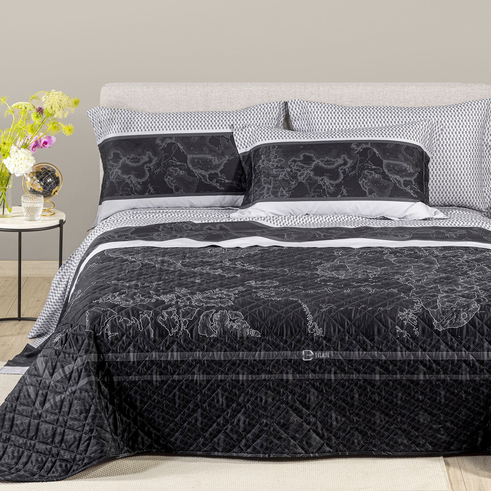 Copriletto Trapuntato In Raso Di Cotone Geo Night Matrimoniale Unica Alviero Martini 1A Classe