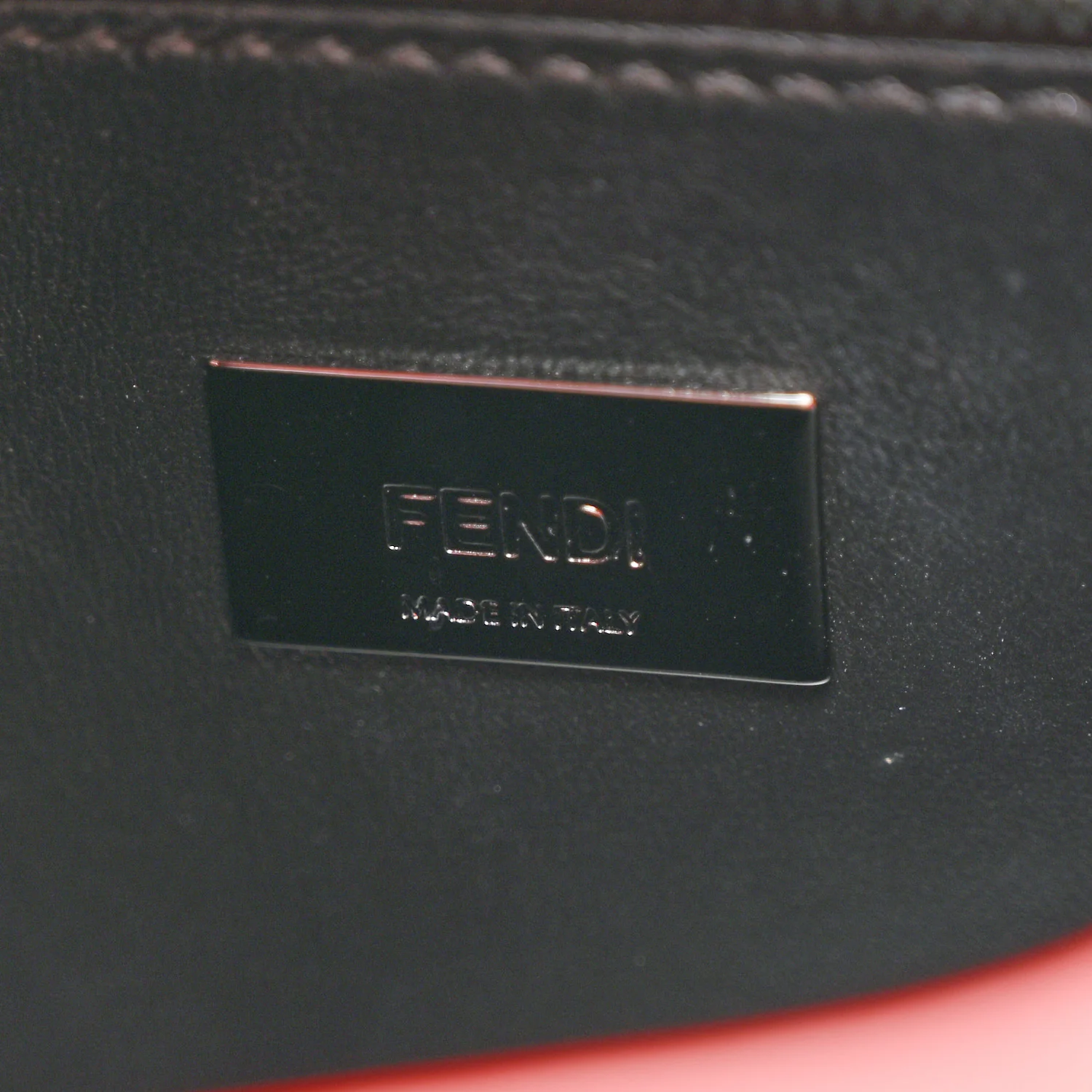 Vitello Seta Nappa Mini Plexi Handle Peekaboo Iconic Satchel Pomodoro - Top Club