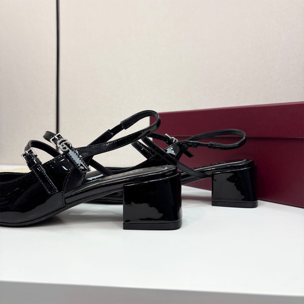 Gucci Women s pump with Double G - Top Club