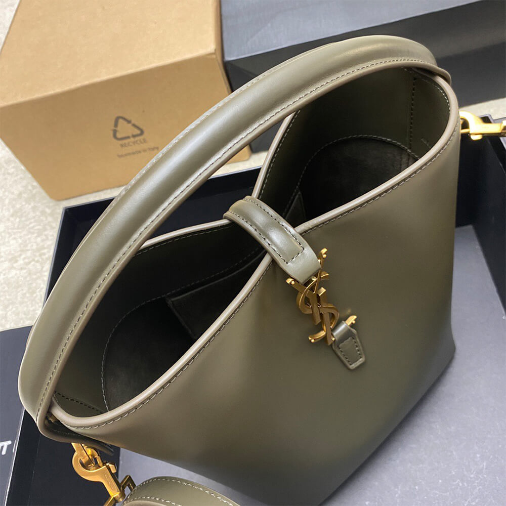 YSL LE 37 small in shiny leather - Top Club
