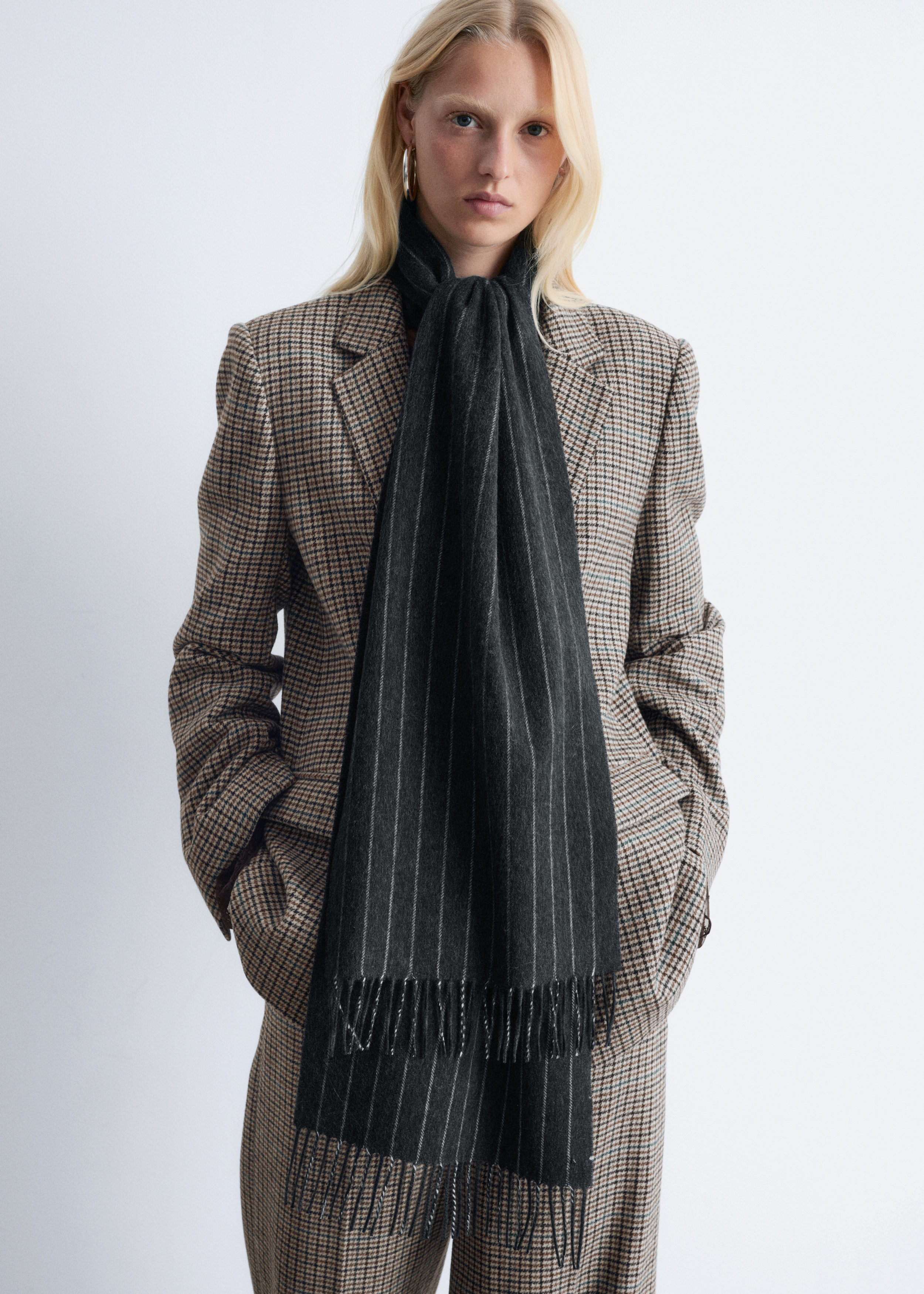 & Other Stories WOOL AND CASHMERE BLANKET SCARF