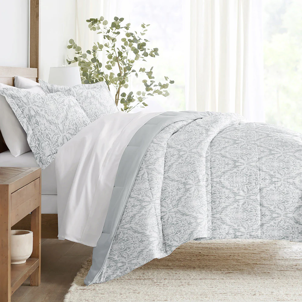English Countryside Reversible Down-Alternative Comforter Set (Sale)