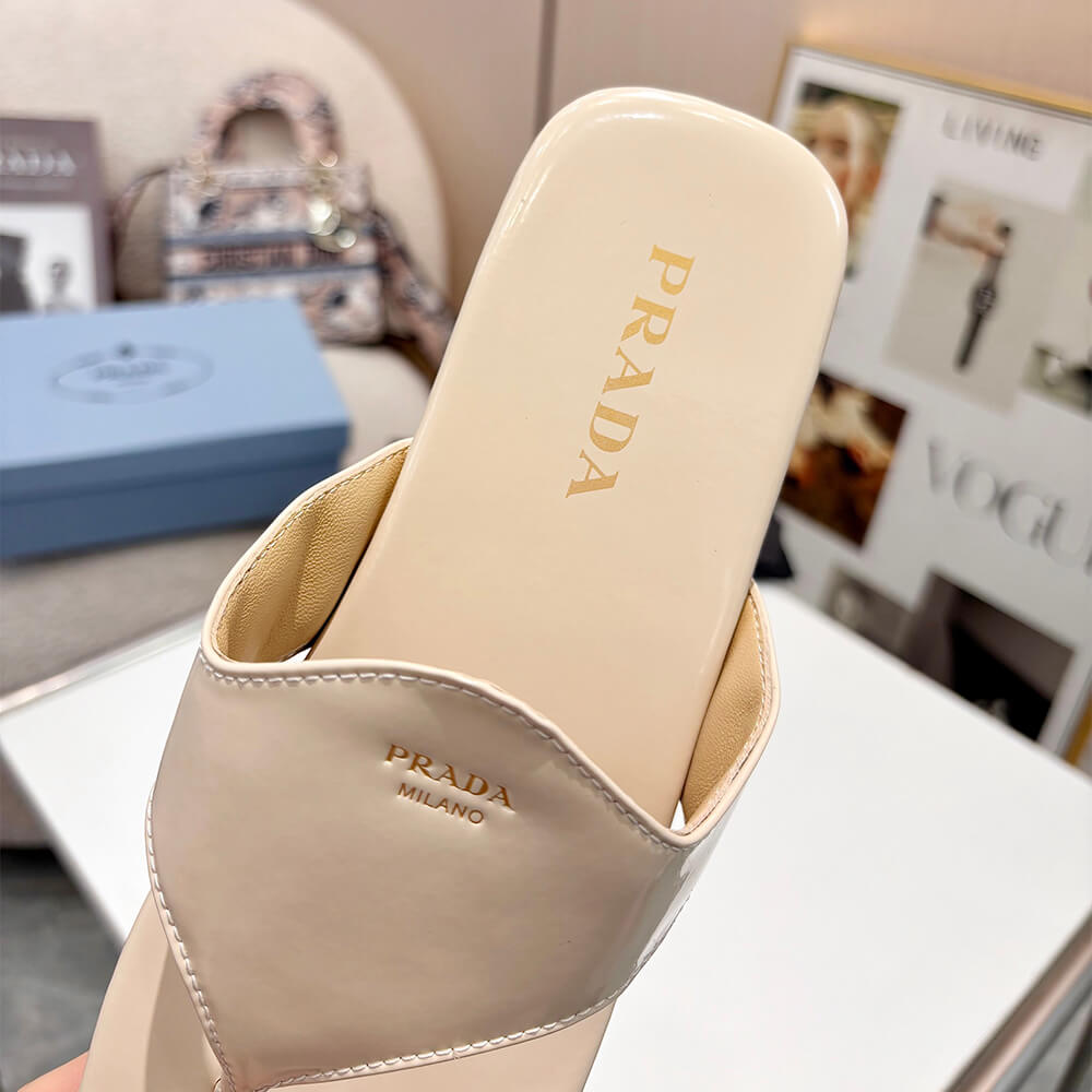 Prada Brushed leather thong sandals - Top Club