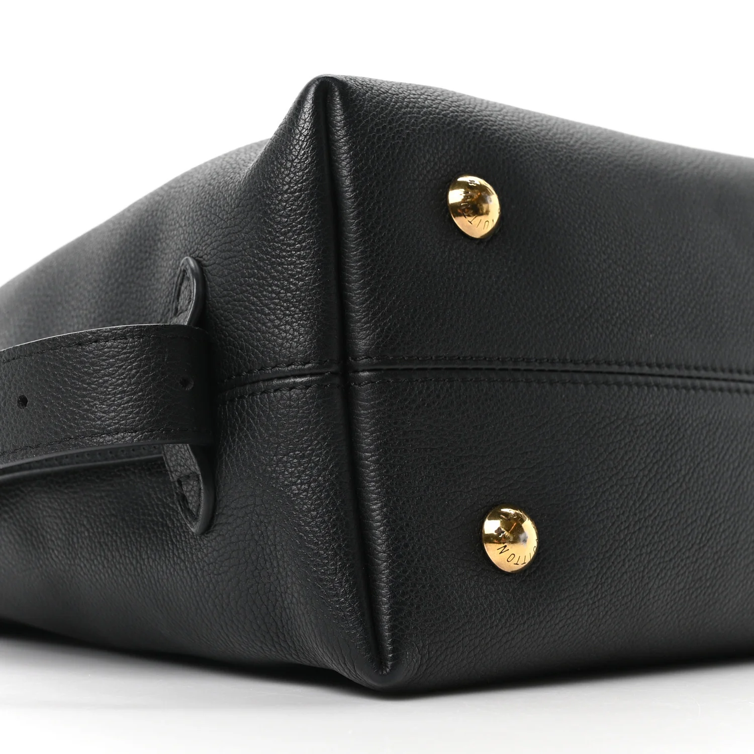 Grained Calfskin Low Key Hobo PM Black - Top Club