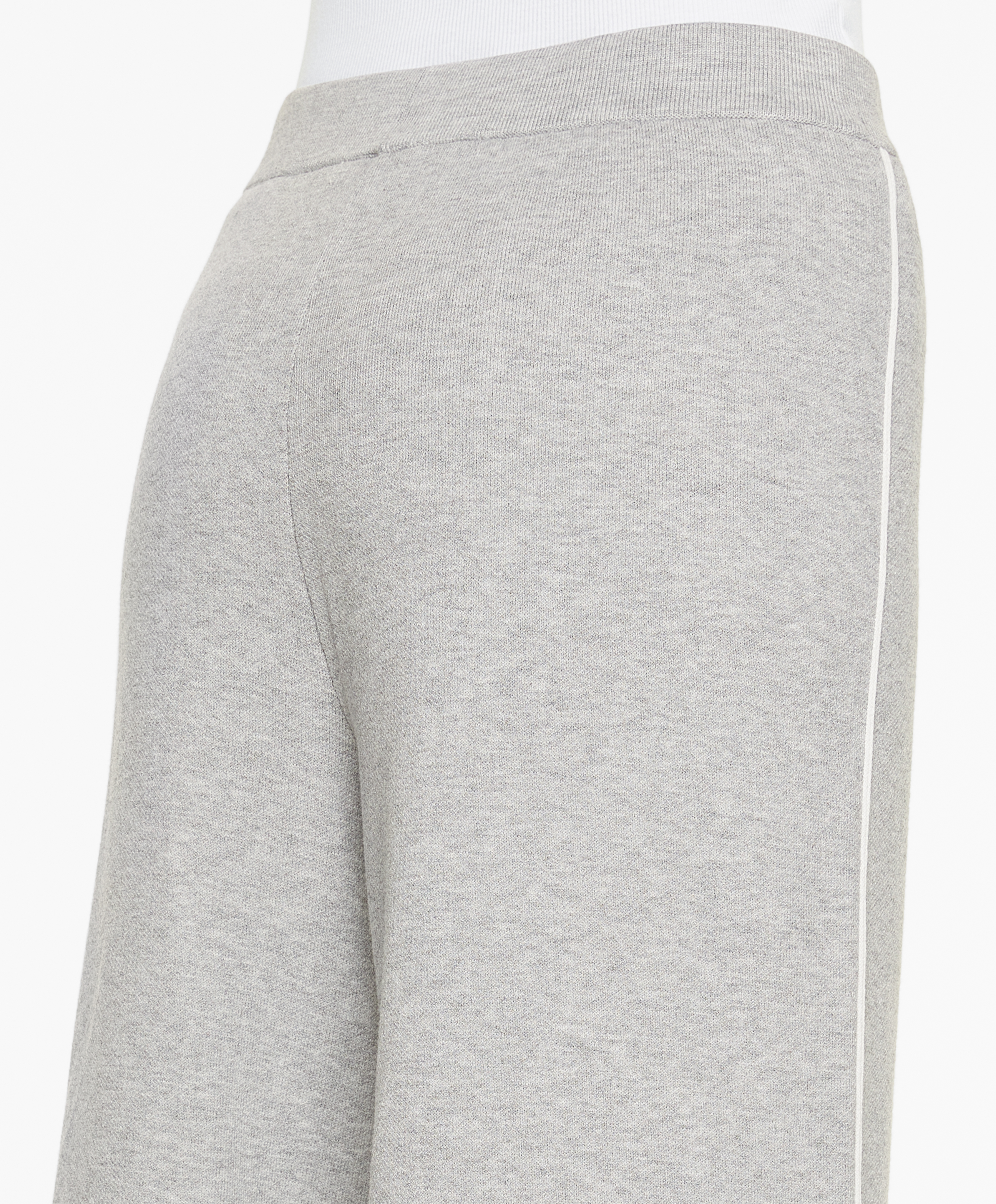 OYSHO Straight-leg trousers with piping
