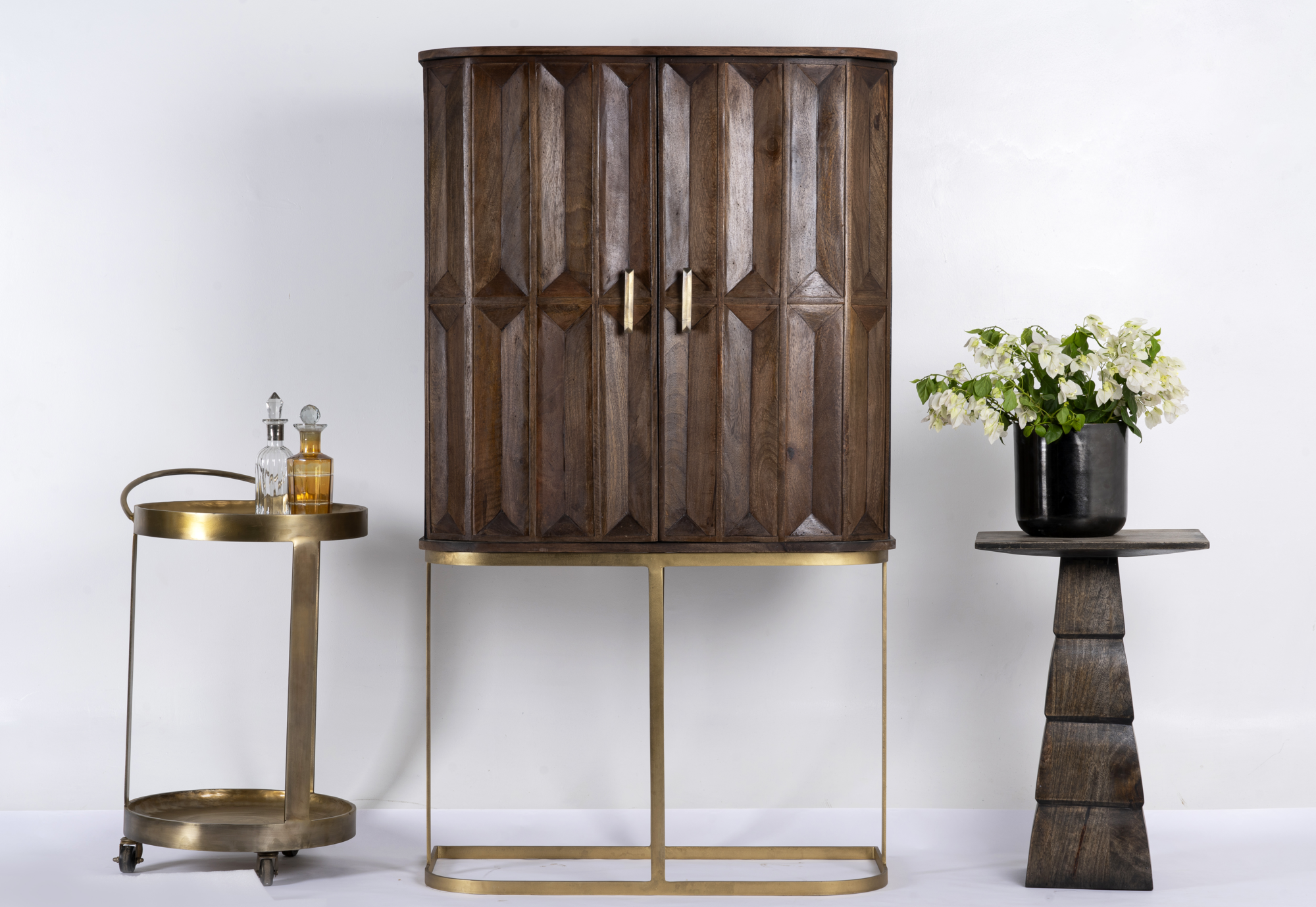 Dressoir Aparajeet #1