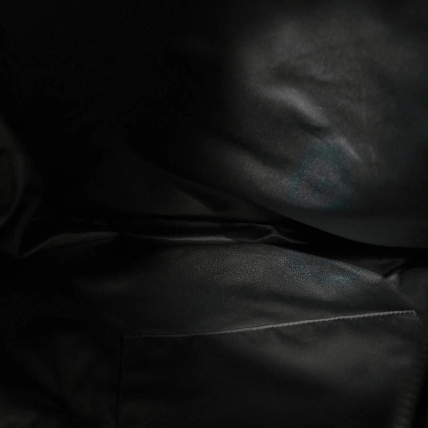 Snakeskin Rock and Chain Hobo Black - Top Club