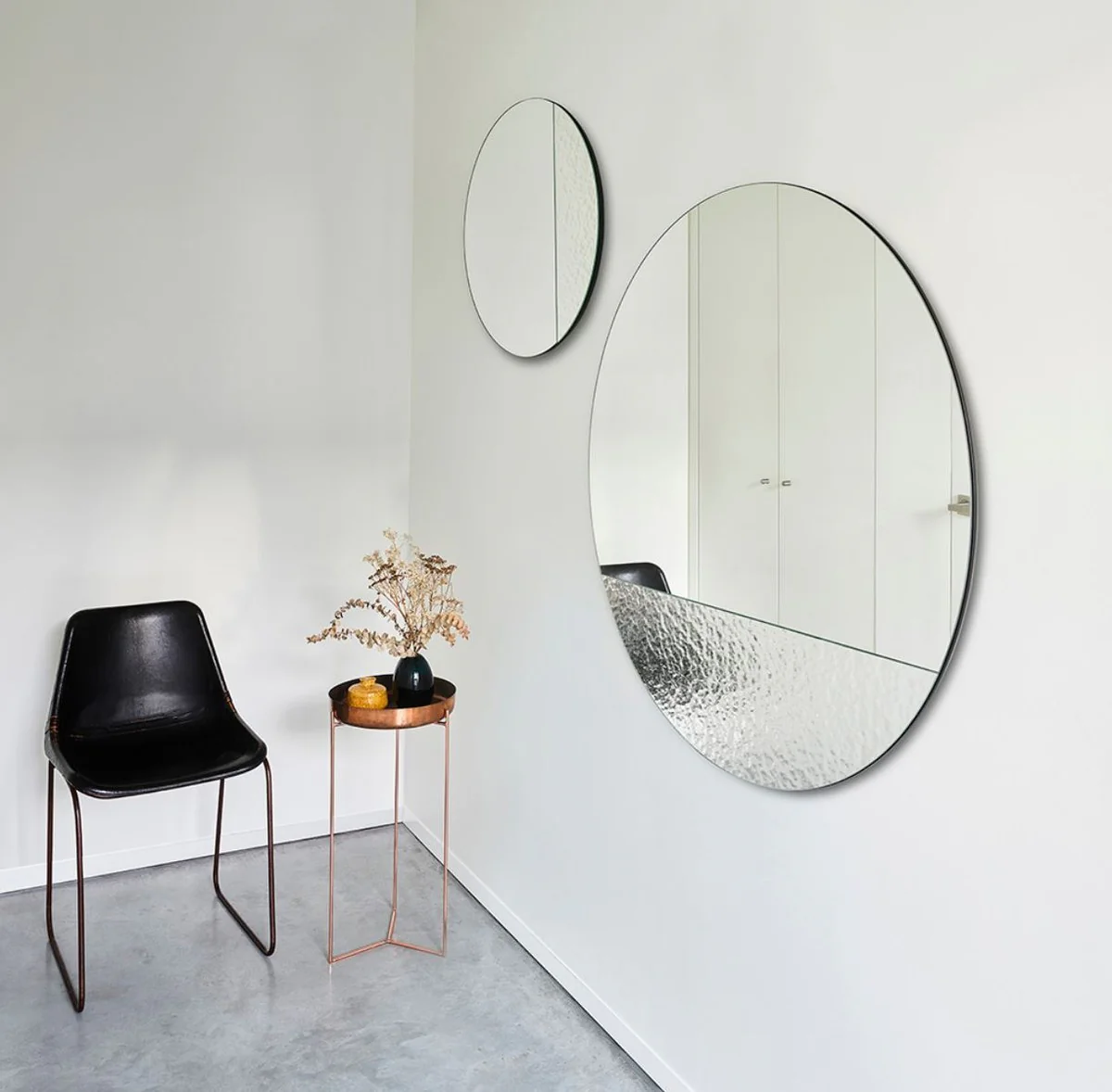 Luxury wall mirror Ø 58 cm - Round mirror with structured surface - Living room mirror - Cloakroom mirror - Luxury quality