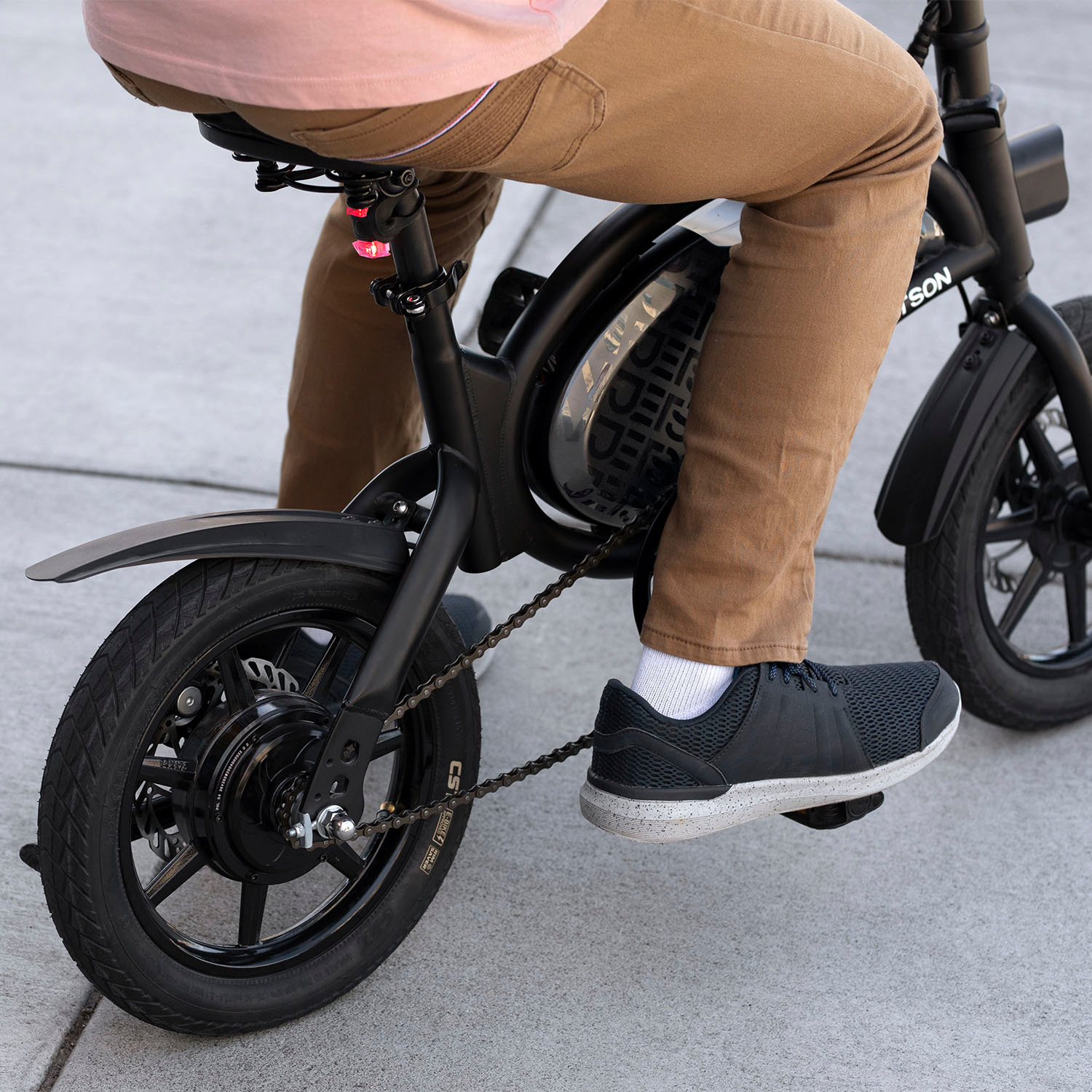 2025 Jetson – Bolt Pro eBike with 30 miles Max Operating Range & 15.5 mph Max Speed – Black