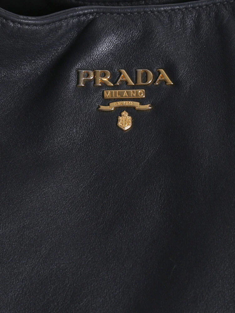 PRADA Vitello Soft Chain Handle Shoulder Bag Nero 48 x 33 x 20cm - Top Club