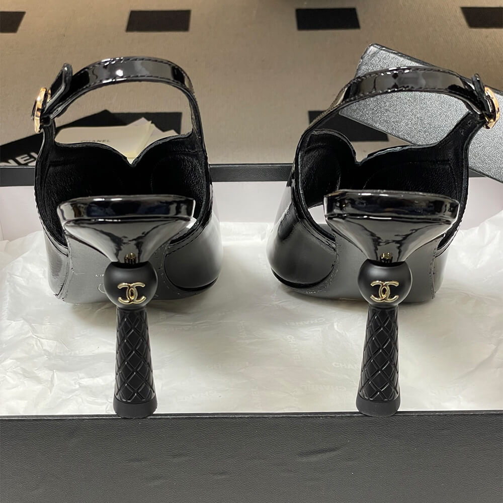 CHANEL Sandals - Top Club