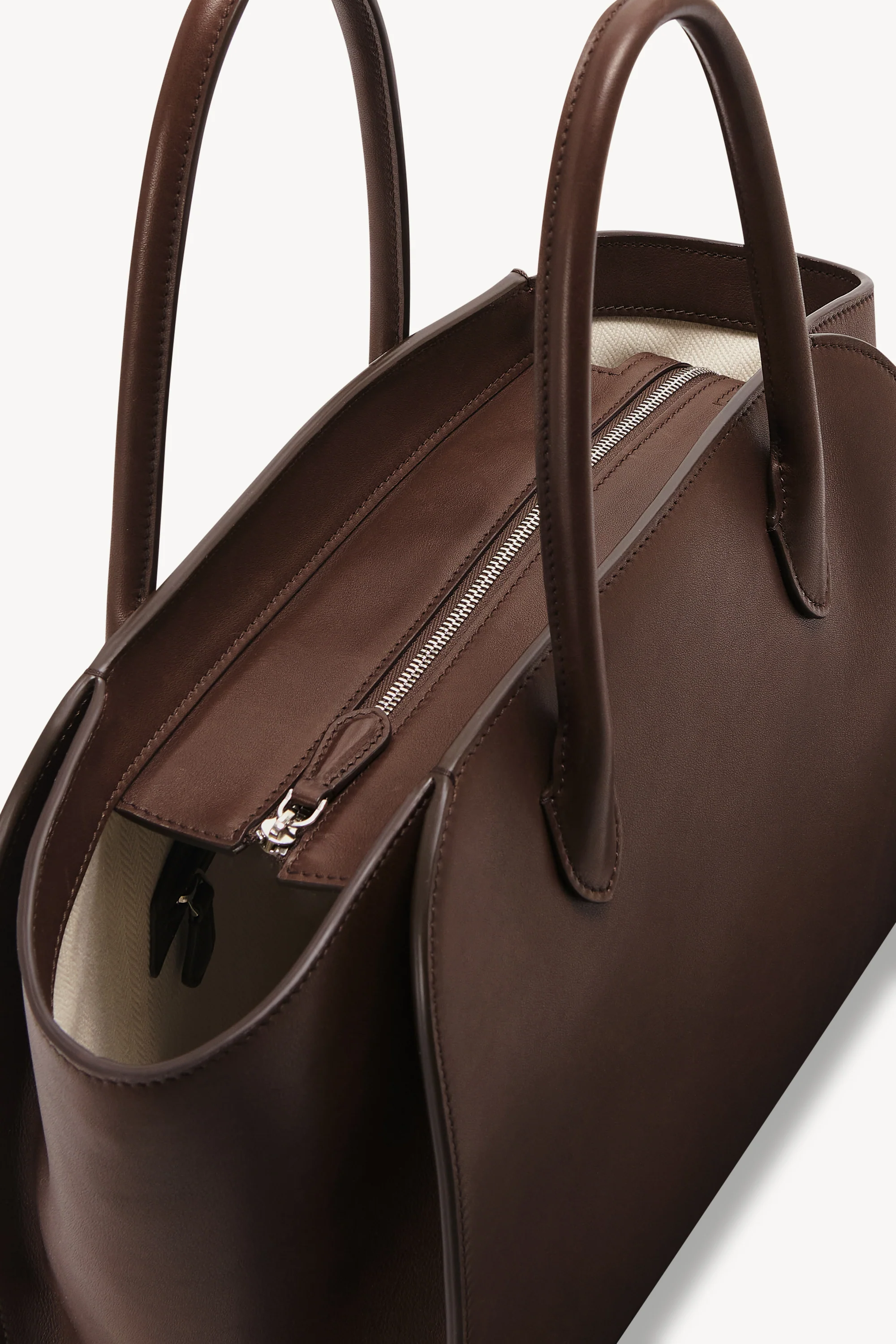 Marlo 12 Bag in Leather - Top Club