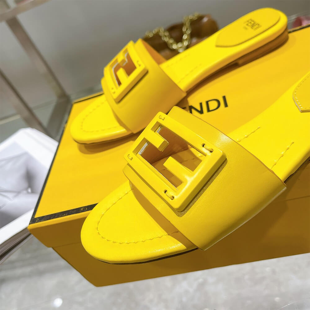 Fendi Baguette Slides - Top Club