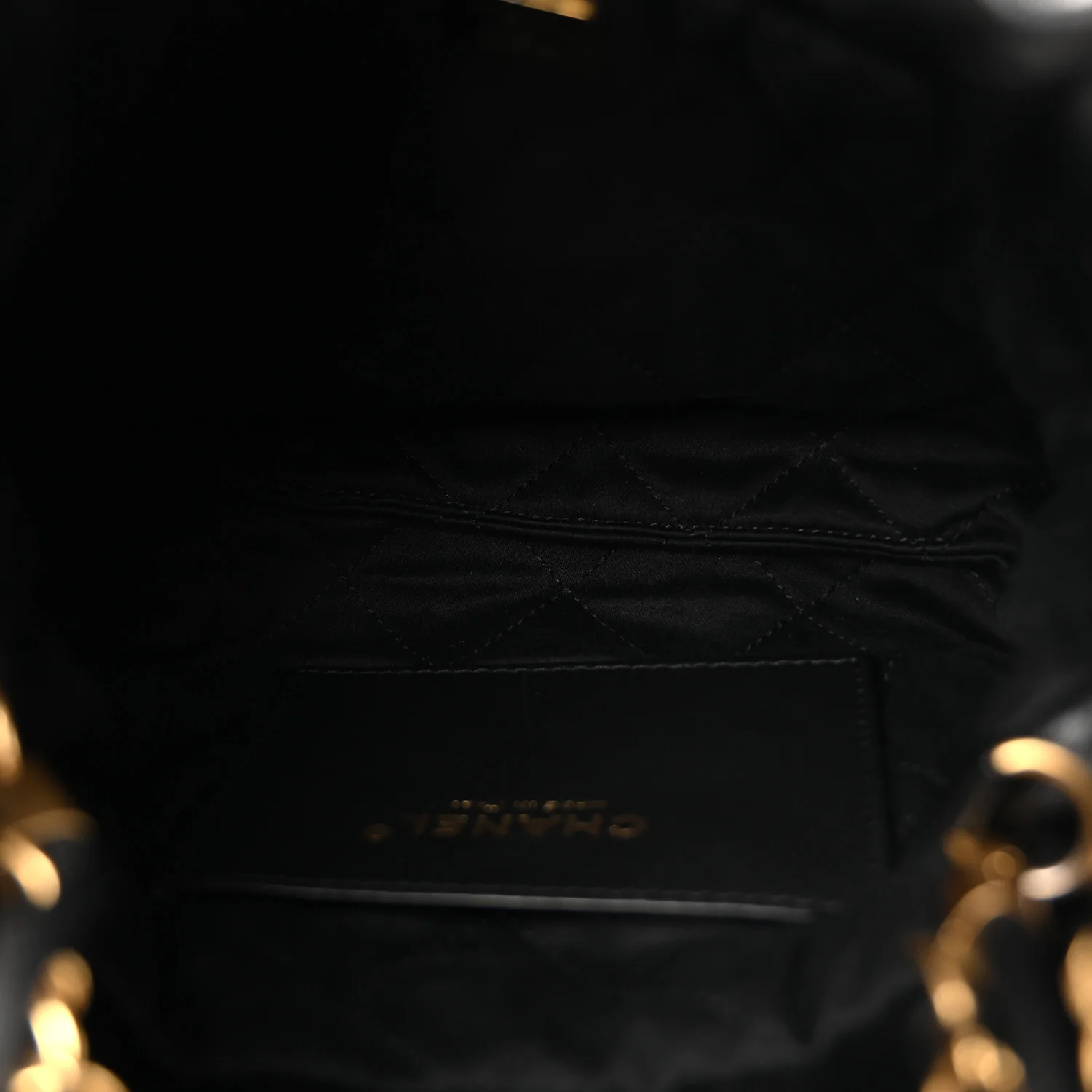 Shiny Calfskin Quilted Mini Chanel 22 Black - Top Club