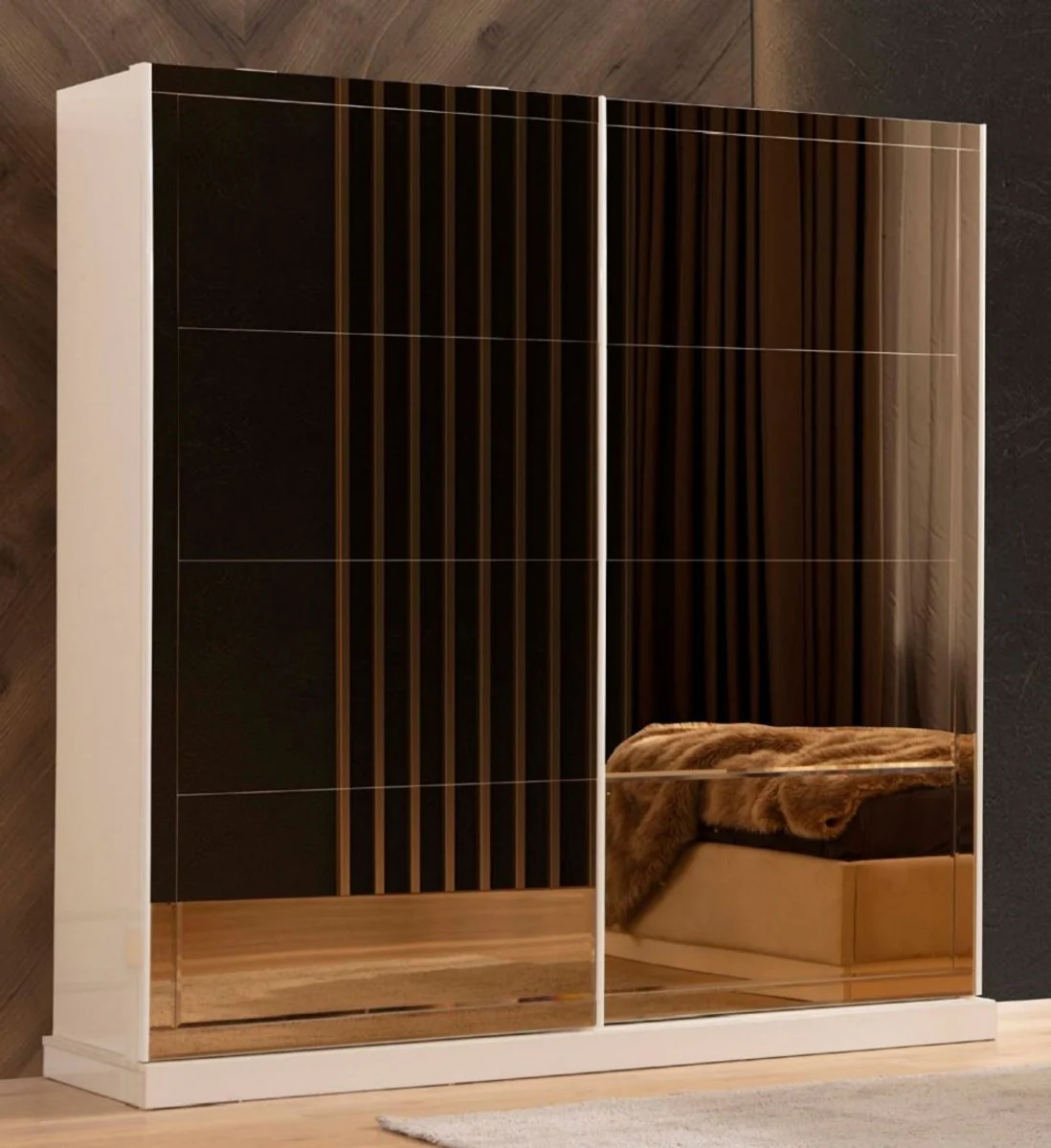 Luxury bedroom wardrobe white / gold 200 x 69 x H. 218 cm - Wardrobe with 2 sliding doors - Bedroom furniture - Hotel furniture - Luxury furniture