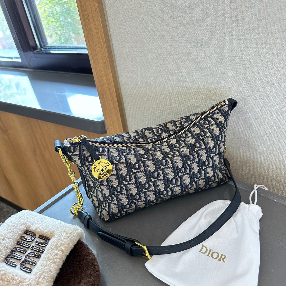 D new arrival hobo bag size:23 cm - Top Club