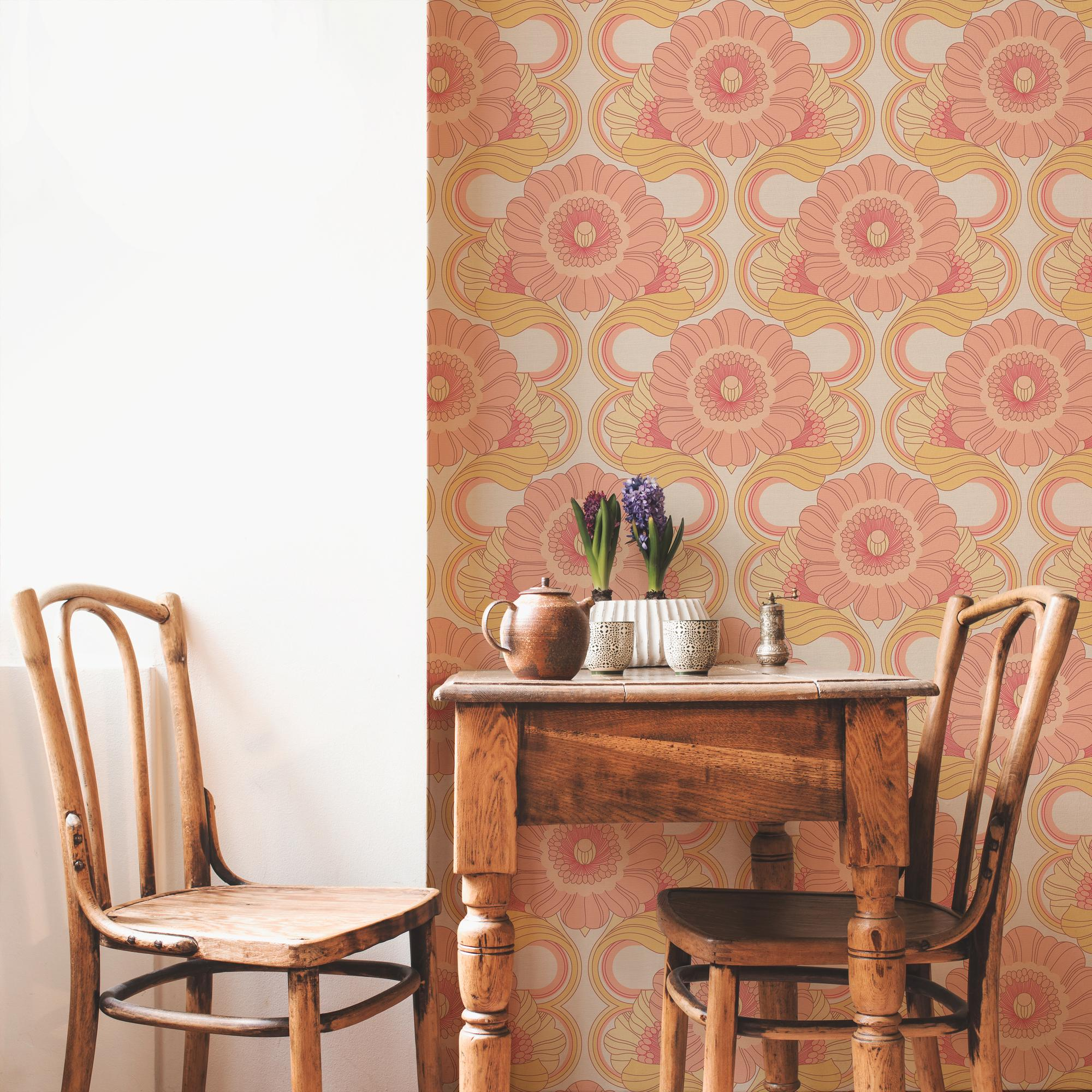 Retro bloemmotief met een lichte structuur – geel, roze, wit Bloemen retro behang met een lichte structuur – geel, roze, wit #1