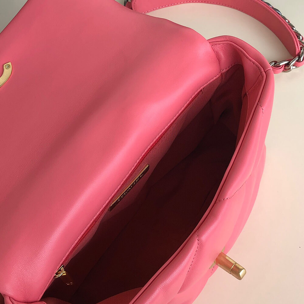 CHANEL 19 Handbag - Top Club