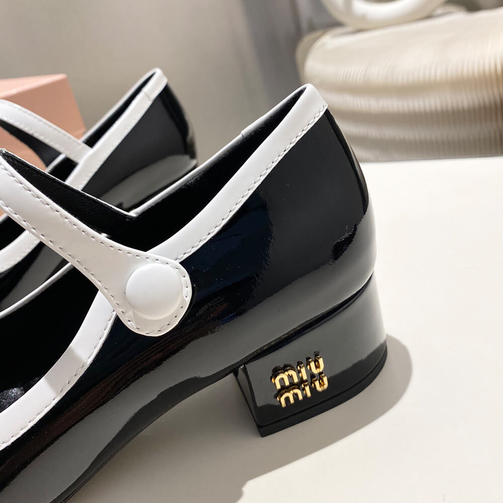 MiuMiu Two-tone patent leather Mary Jane pumps - Top Club