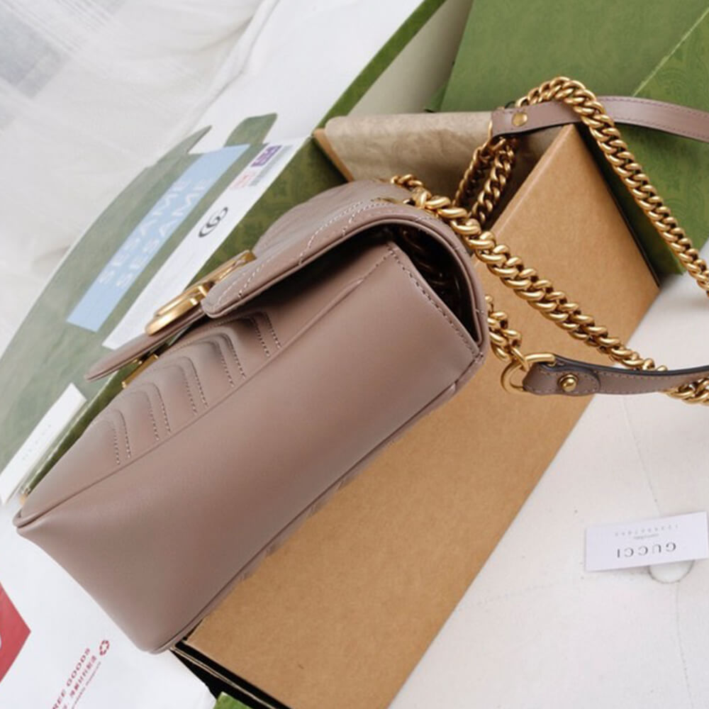 GG Marmont medium matelasse shoulder bag - Top Club