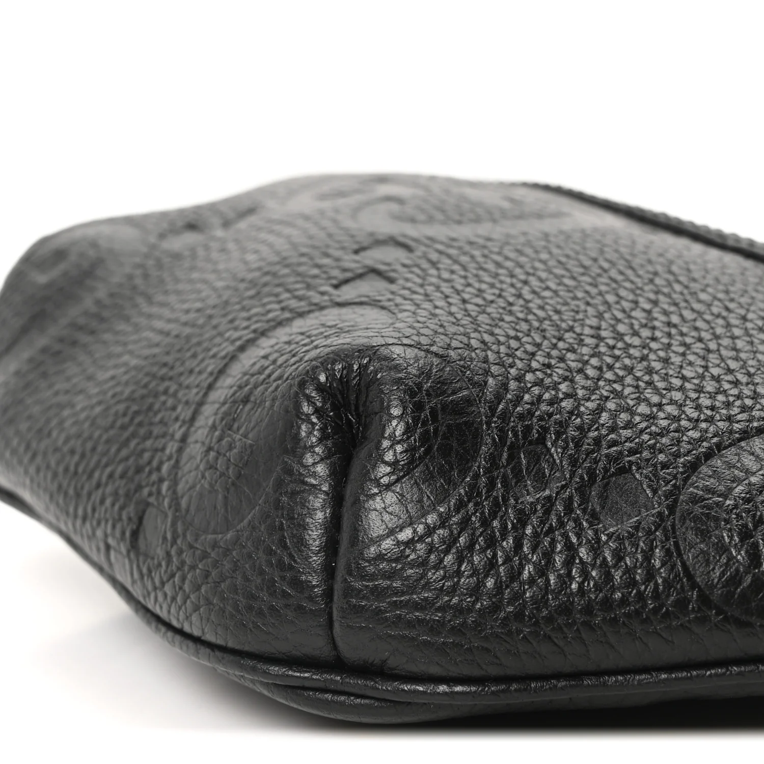 Piuma Calfskin Jumbo GG Embossed Small Belt Bag Black - Top Club