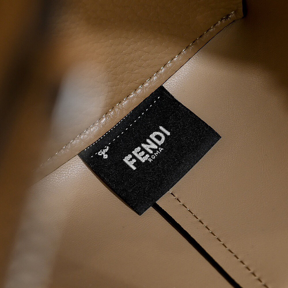 FENDI By The Way Selleria Medium - Top Club