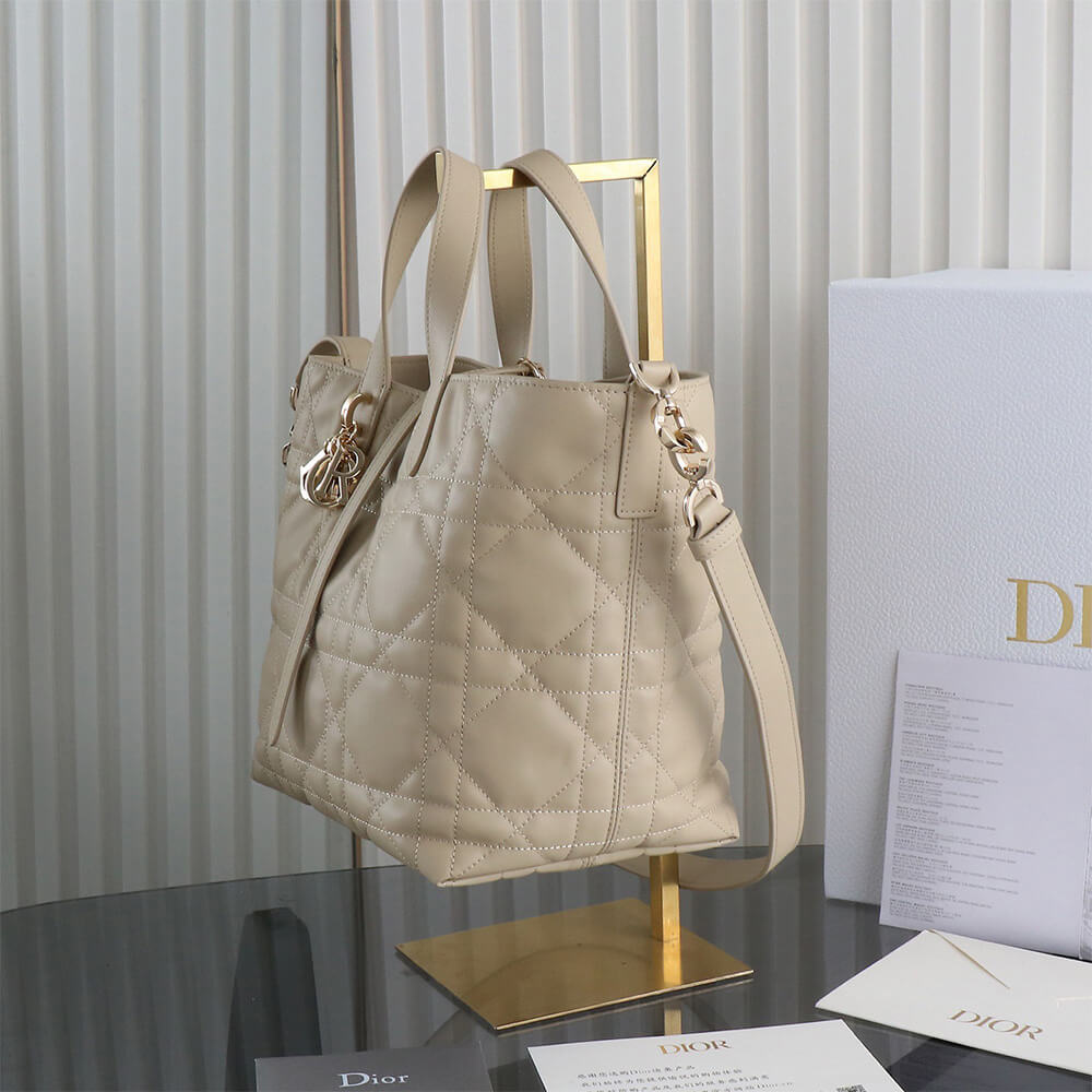 Medium Dior Toujours Vertical Tote Bag(high-end grade) - Top Club