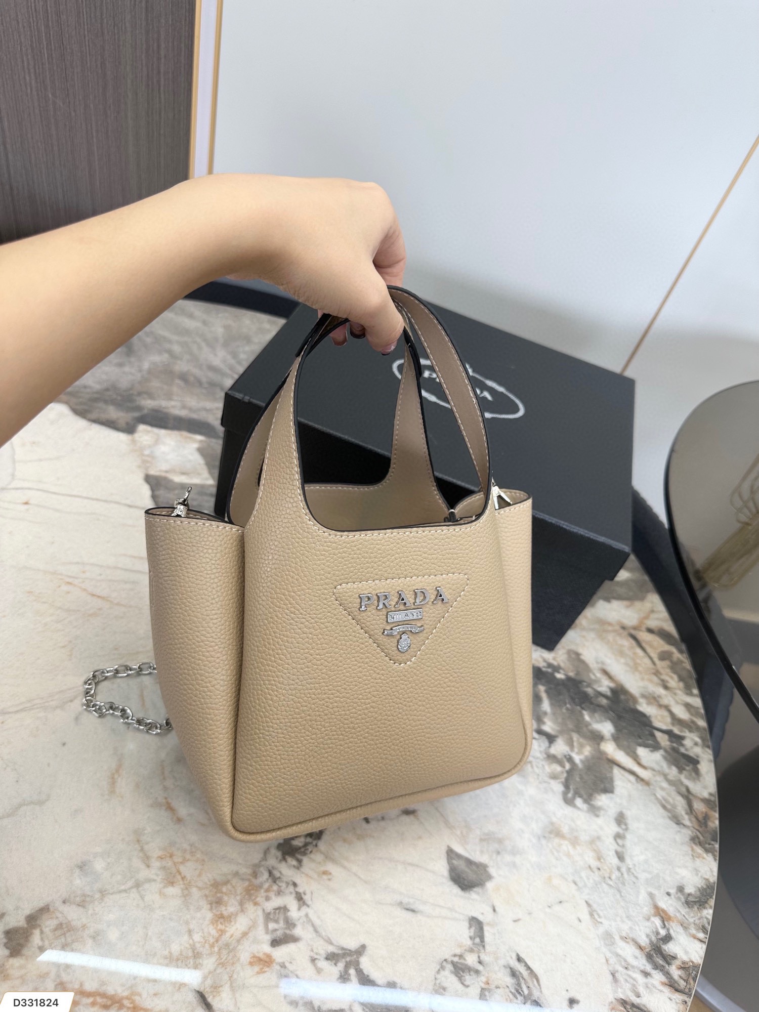 Pra new arrival tote bag size : 20.5 * 16 cm - Top Club