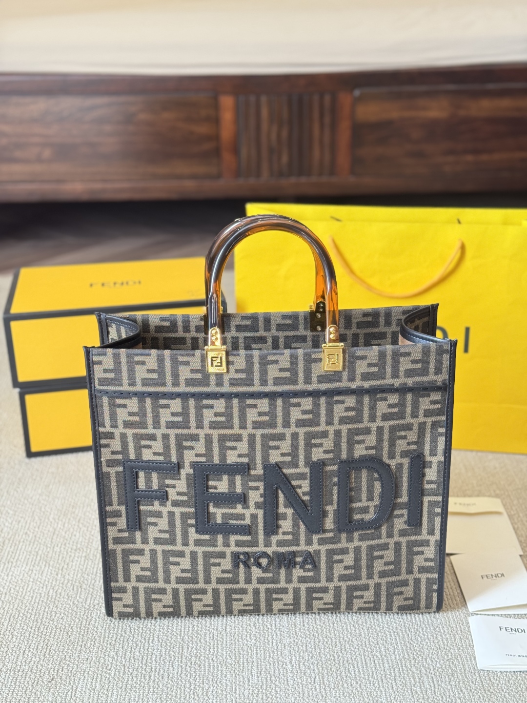 Fen new arrival peekabo tote bag size??35*30 cm - Top Club