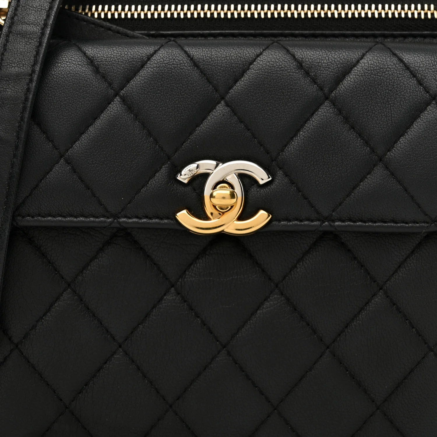Lambskin Quilted Square Front Pocket Clutch With Chain Black - Top Club