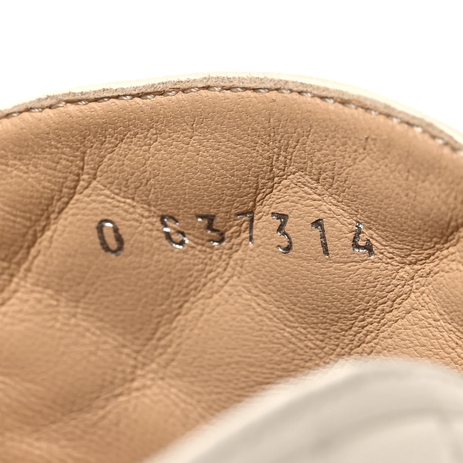 Lambskin Quilted Chain CC Mules 38 White - Top Club