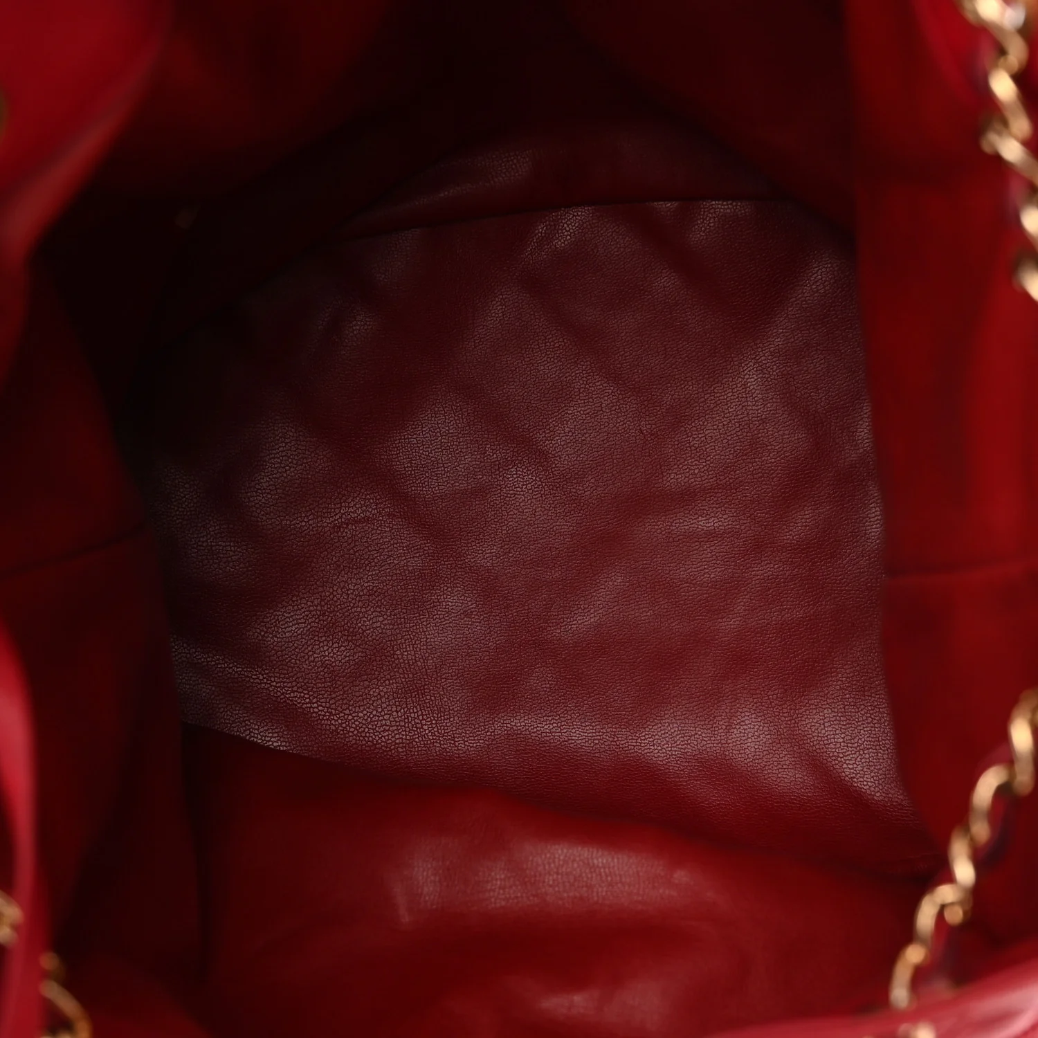 Lambskin Diamond Stitched CC Drawstring Shoulder Bag Red - Top Club